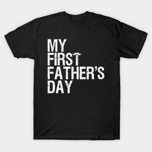 Mens First Father's Day Present Beer Baby Bottle New Daddy 2022 T-Shirt